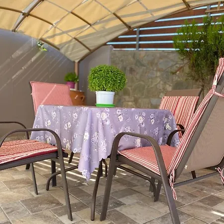 Maria & Zachos House קיסאמוס